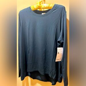 Athleta With Ease Top cypress sz M NWT